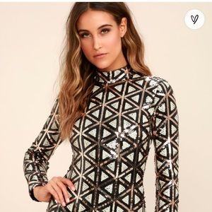 NWT Lulu’s Waking up in Vegas Rose Gold sequin dress L
